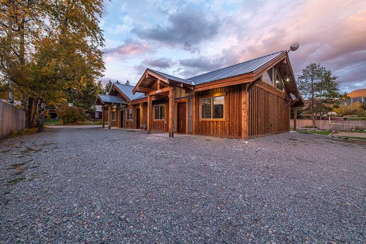 Vacation rental for 6 people, with terrace in Coram