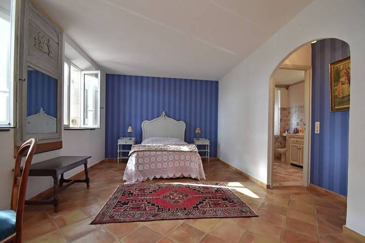 Villa pour 6 personnes, avec piscine ainsi que terrasse et jardin, animaux acceptés à Fayence - 4
