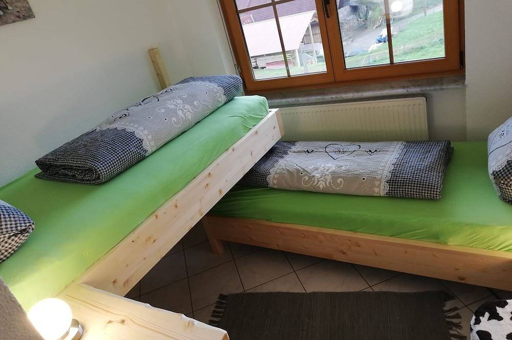 Ganze Wohnung, Ferienwohnung Kuhgeflüster auf dem Bauernhof in Stegen, Südschwarzwald