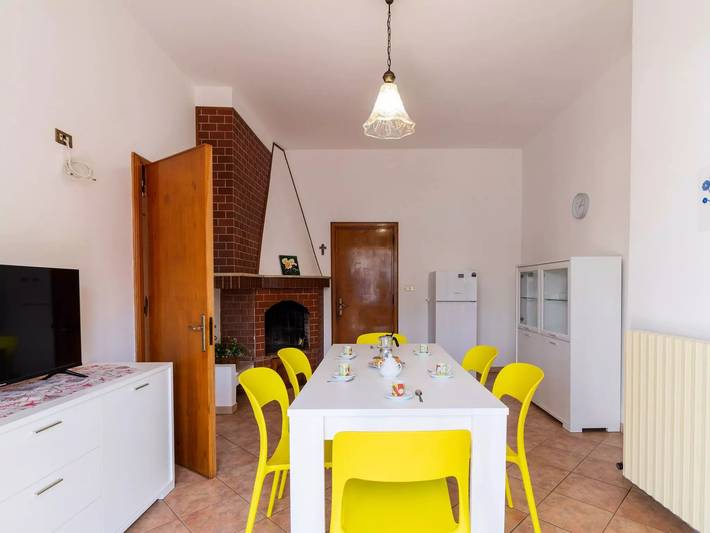 Ferienwohnung für 11 Personen, mit Balkon in Santa Maria al Bagno - 4