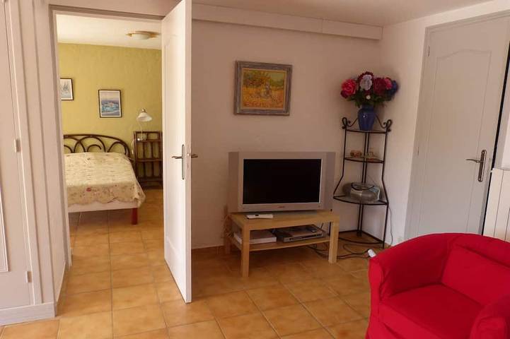 Location de vacances pour 4 personnes, avec terrasse et jardin à Carcès - 2