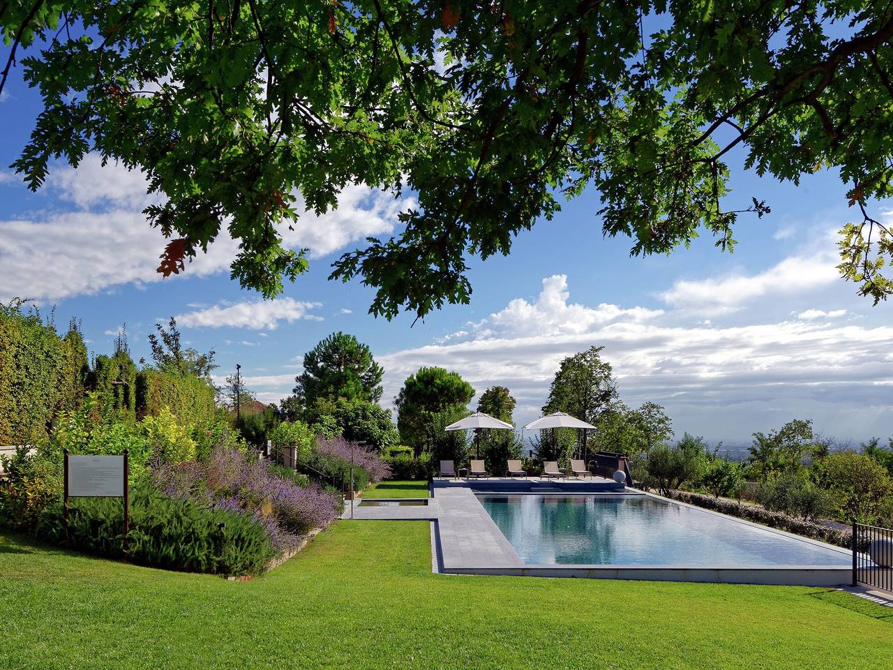 Villa sugli Appennini con Spa e Golf in Castel San Pietro Terme, Provincia di Bologna