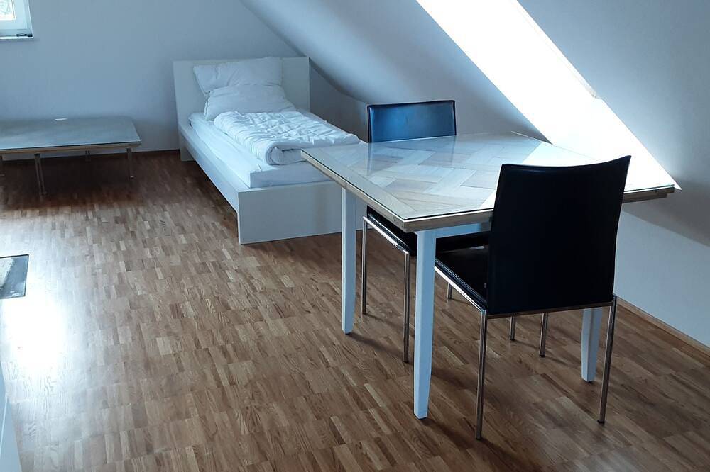 Ganze Wohnung, Living in the Top in Kollmar, Kreis Steinburg