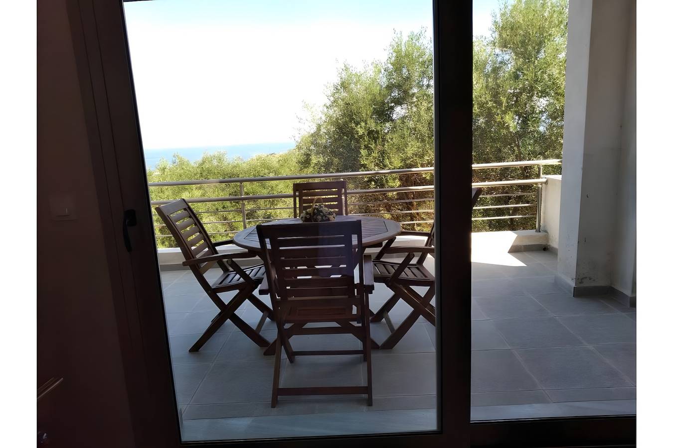 Villa 'Niarchos' met zeezicht, wifi en airconditioning in Corfu