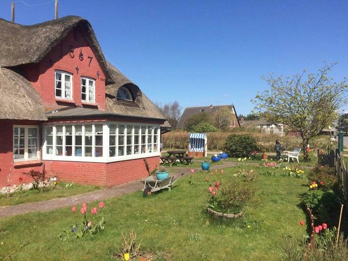 Ferienwohnung für 4 Personen, mit Garten und Terrasse, mit Haustier in Süddorf