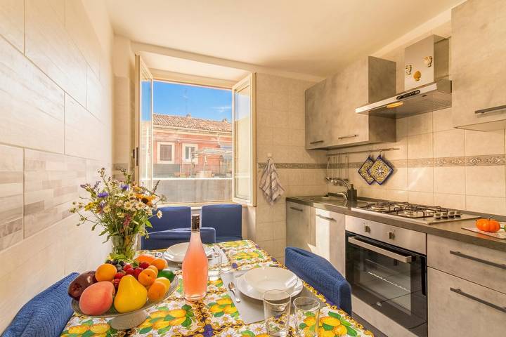 Gîte pour 7 personnes, avec balcon, animaux acceptés à Catane - 3