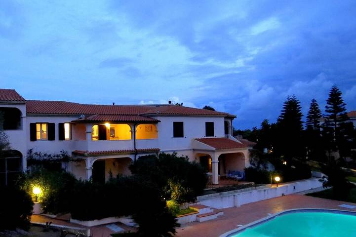 Ganze Wohnung, San Teodoro, Fantastic Wohnung mit Schwimmbad und großer Terrasse in Monte Petrosu, San Teodoro