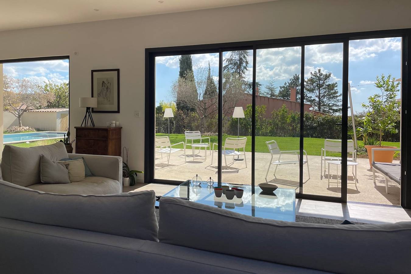 Villa contemporaine avec piscine à 2 pas d’Aix-en-Provence in Éguilles, Région d'Aix-en-Provence