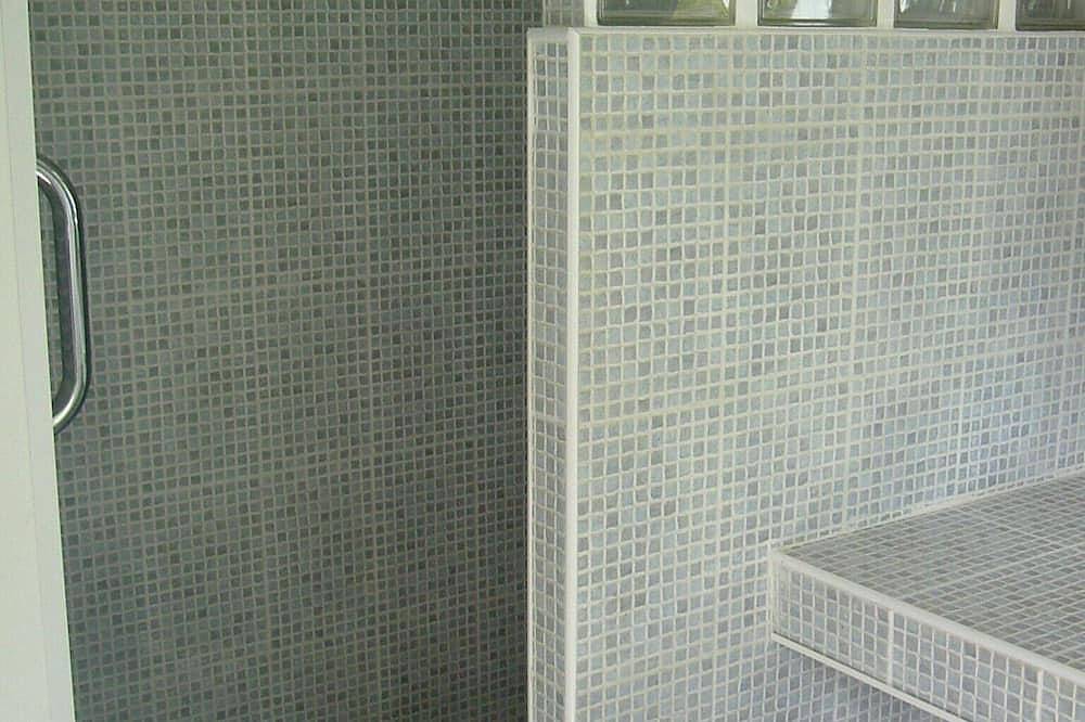 Gîte en rez de chaussée dans une ancienne ferme vosgienne, animaux Ok in Gérardmer, Parc naturel régional des Ballons des Vosges