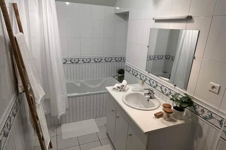 Location de vacances pour 4 personnes à Saint-Rémy-du-Plain - 3