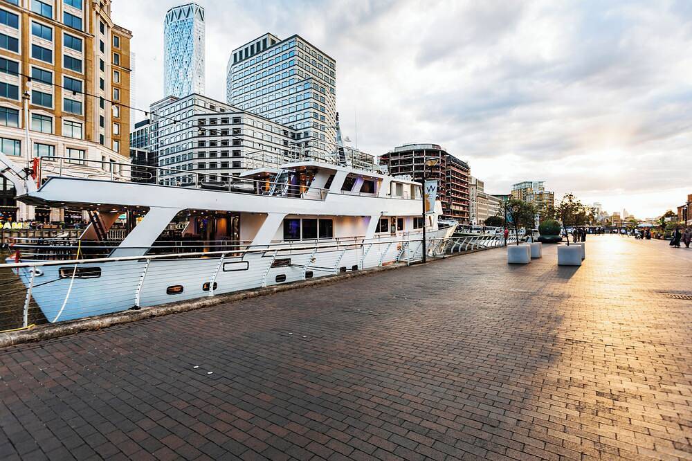 Houseboat for 10 People in Tower Hamlets, London
