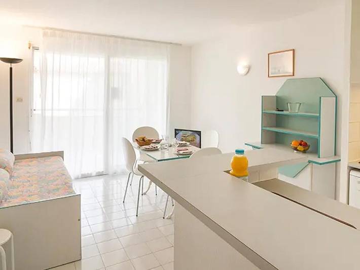 Camping pour 8 personnes au Cap d'Agde - 2