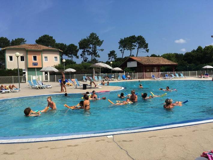 Ferienpark für 6 Personen, mit Ausblick und Garten sowie Pool in Frankreich