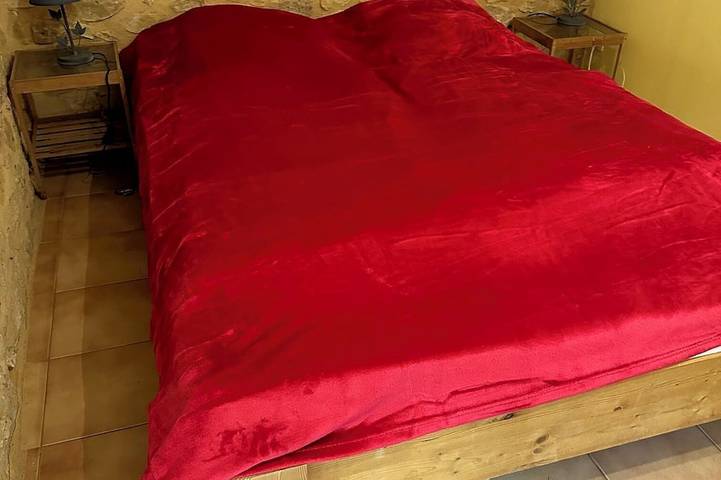 Location de vacances pour 6 personnes, avec terrasse et piscine à Saint-Cirq-Madelon - 4