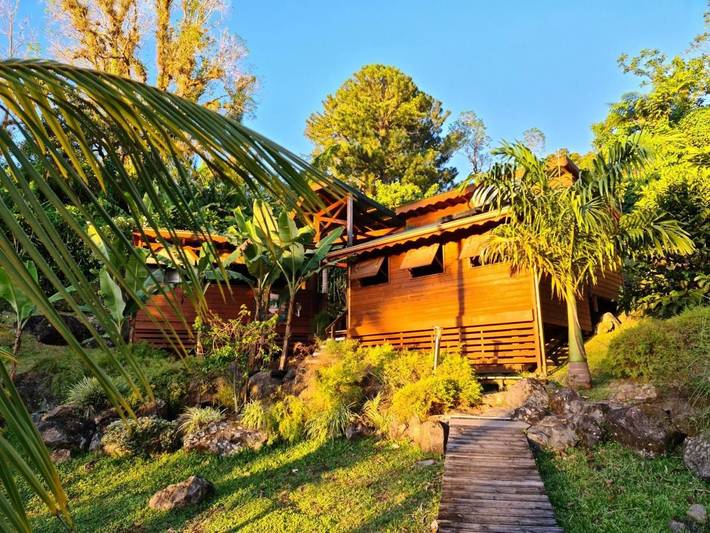 Gîte pour 2 personnes, avec jardin ainsi que jacuzzi et piscine à Saint-Claude (Guadeloupe) - 3