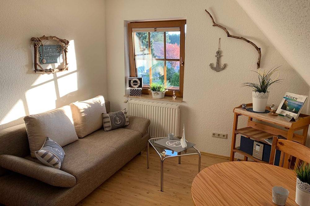 Land Fewo am Teich- Reet gedeckt/Ostseenah /bei Binz - Ferienwohnung in Pantow, Zirkow