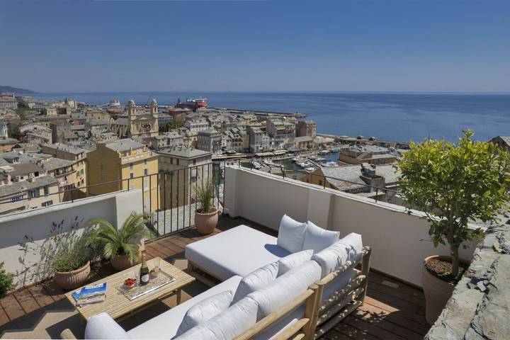 Ferienwohnung für 2 Personen, mit Terrasse in Bastia