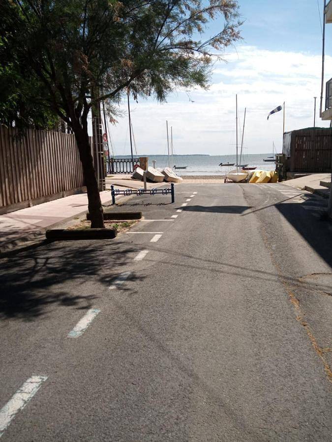 Gîte pour 4 personnes, avec terrasse dans Office De Tourisme D Andernos - 4