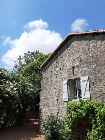 Maison d’hôte pour 4 personnes, avec vue et jardin à Le Busseau