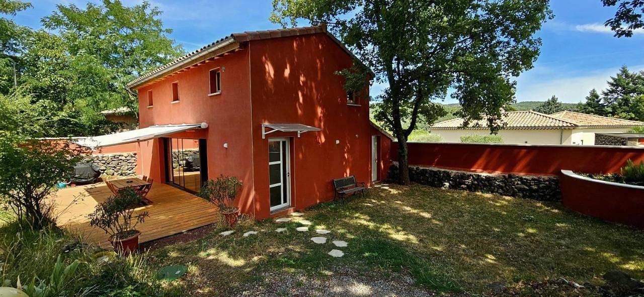 Three-Bedroom House in Alissas, Privas (arrondissement)