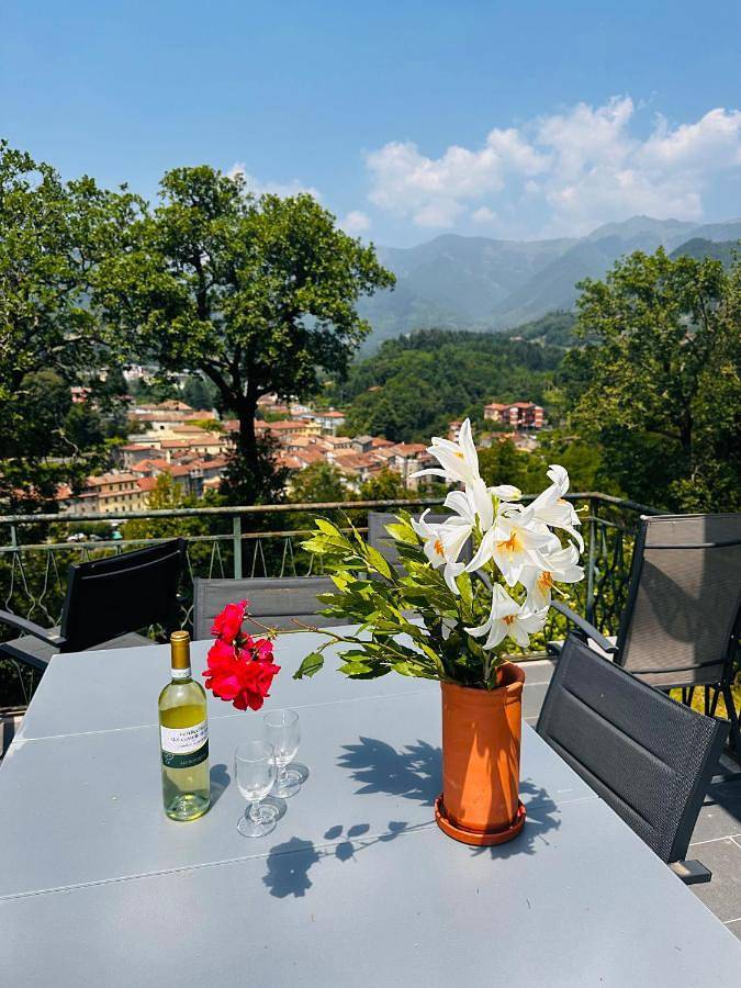Casa vacanza per 6 persone, con panorama e giardino, con animali domestici - 1