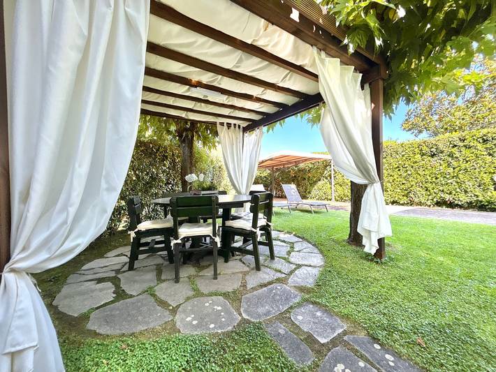 Location de vacances pour 6 personnes, avec terrasse et jardin à Forte dei Marmi - 3