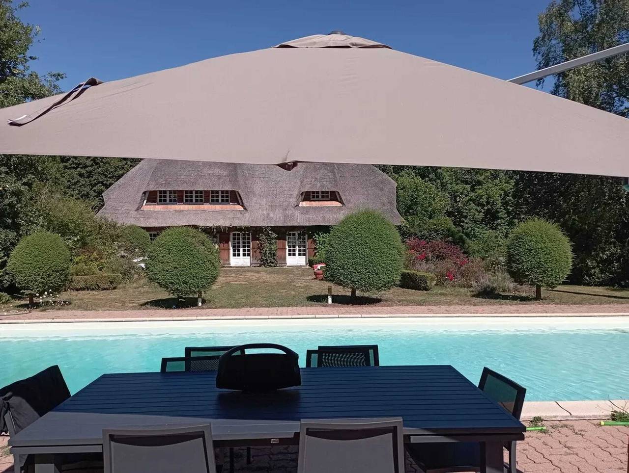 Villa with private pool in Nexon in Saint-Aurélien, Périgord-Limousin Regional Nature Park