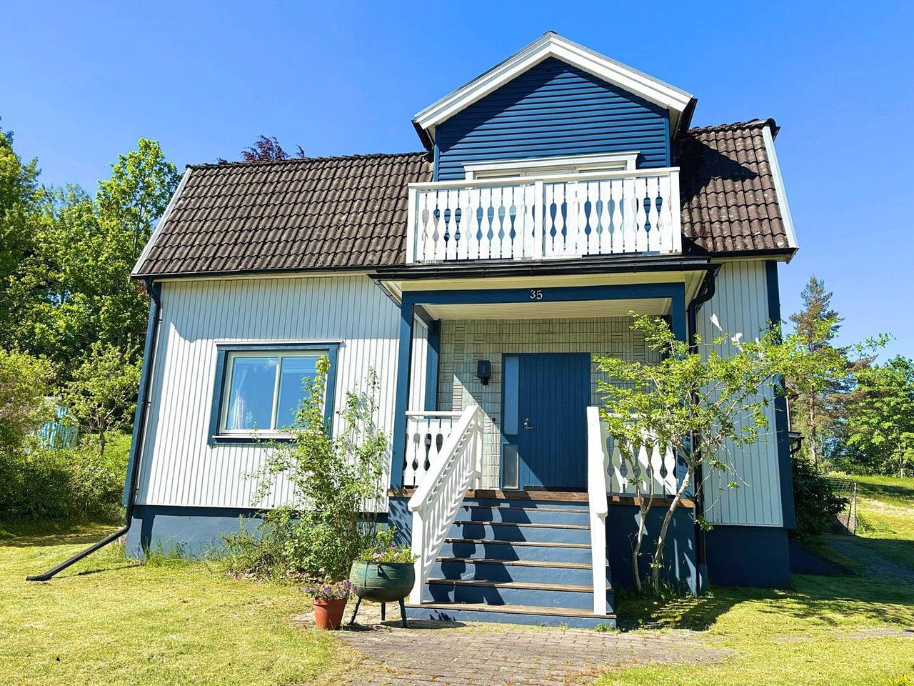 Connys Hus – Modernes Ferienhaus nahe Kosta Outlet & Glasreich in Småland in Kronoberg
