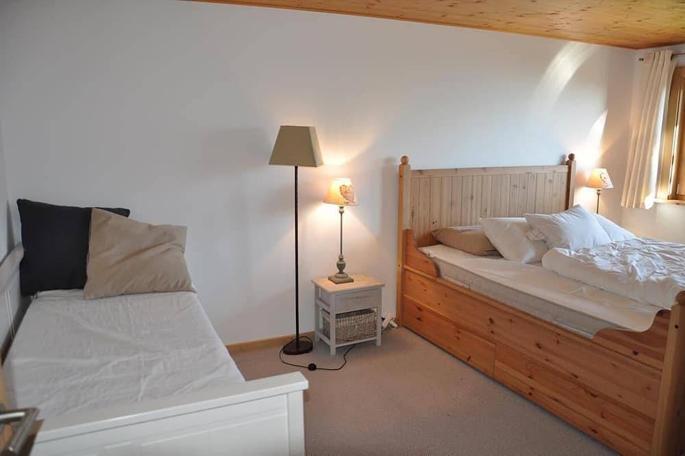 Lumineux et spacieux chalet Taveyanne jusque 8 personnes à quelques mètres du domaine skiable de Gry in Gryon, Alpes Vaudoises