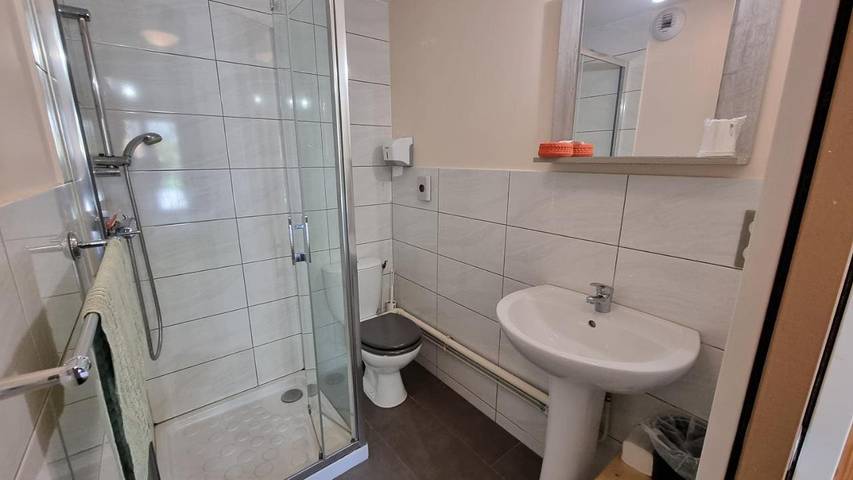 Hôtel pour 2 personnes, avec terrasse, adapté aux familles à Saint-Pierre-d'Entremont - 3