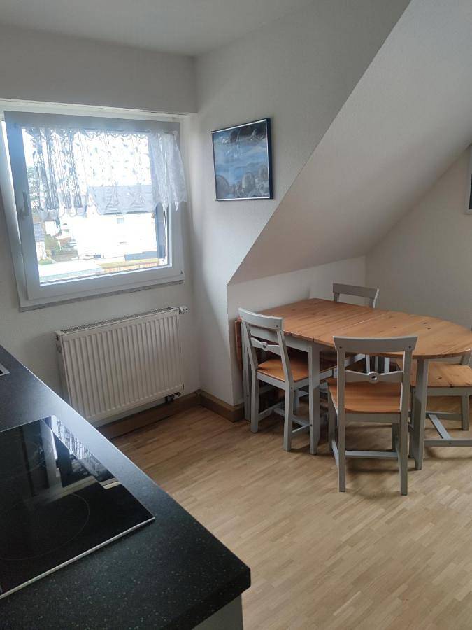 Double Room with Shared Bathroom in Karlsruhe, Rheinebene