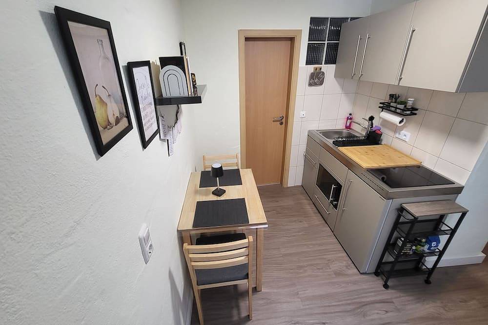 Entire apartment, Cozy vacation apartment for adventurous holidaymakers, 1 - 2 persons in Trier (City), Trier