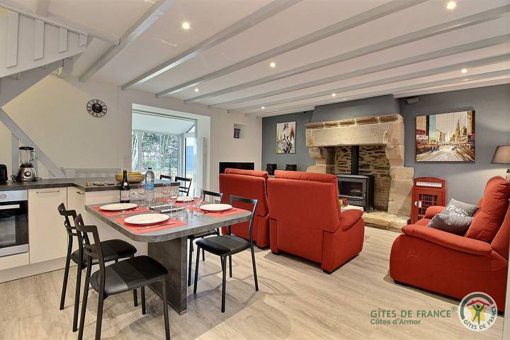 Gîte pour 4 personnes, avec terrasse et jardin à Pléven - 3