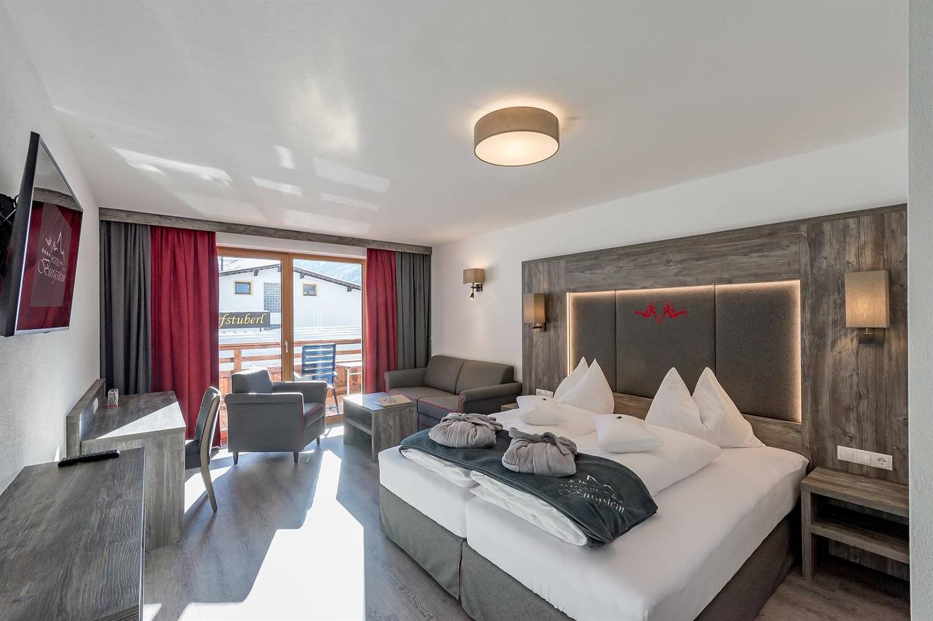 Doppelzimmer Superior 36m² in Längenfeld, Oetztal