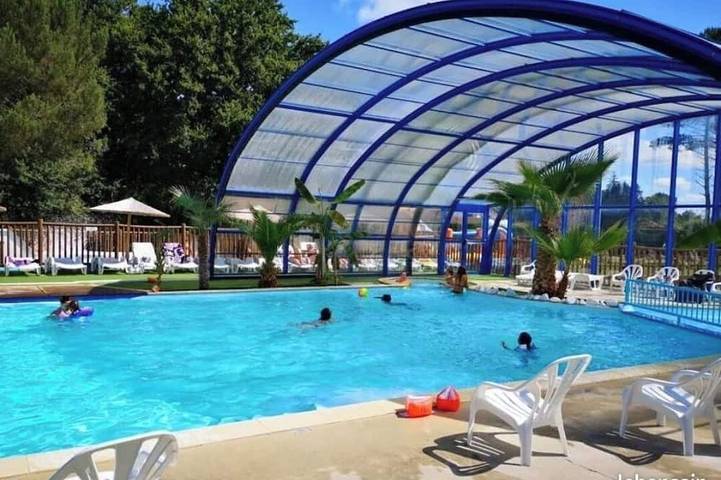 Camping pour 4 personnes à Aureilhan