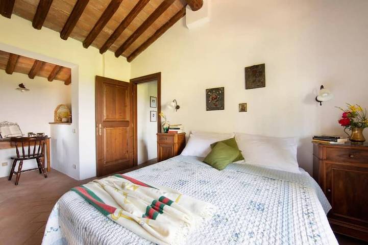 Villa Eclipse in the heart of Bagnaia and the green Cimini Mountains in Viterbo, Province de Viterbo