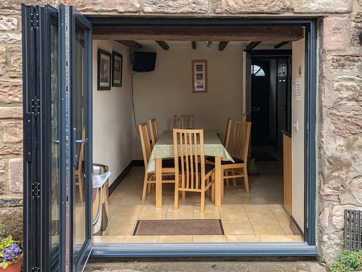 Cottage for 5 people, with Garden in Seahouses