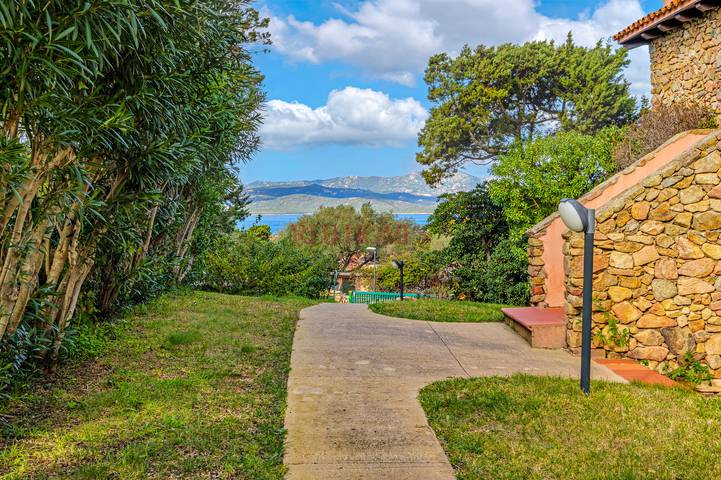Appartamento vacanze per 5 persone, con giardino e terrazza nonché piscina - 1