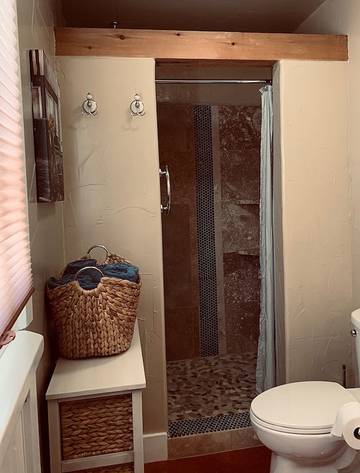 Bed And Breakfasts for 14 Guests in Texas Hill Country, Texas, Picture 1