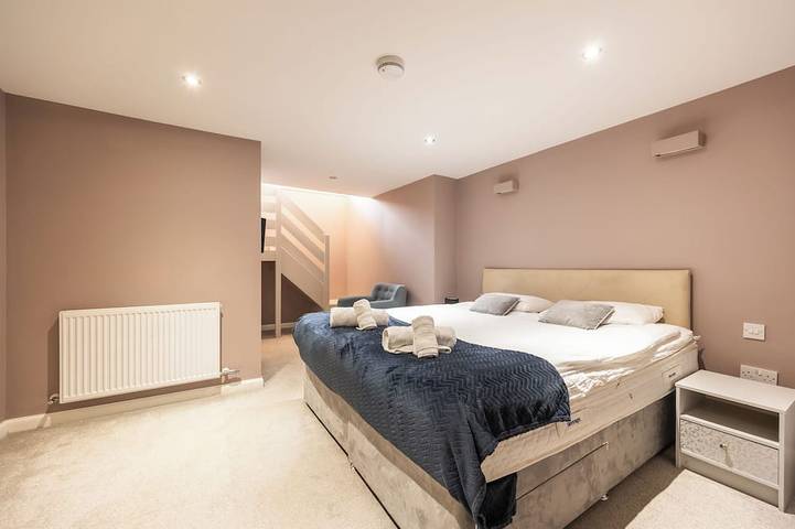 Appartamento intero, Modern Main Door Flat Edinburgh City Center in Edimburgo, Lothian