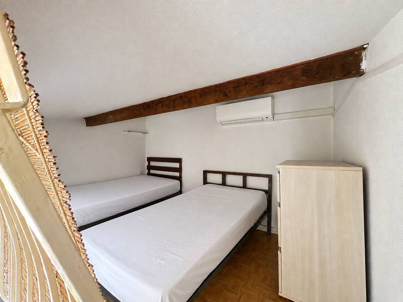 Bright t2 apartment near the beach with parking in Valras-Plage, Costa mediterránea (Francia)