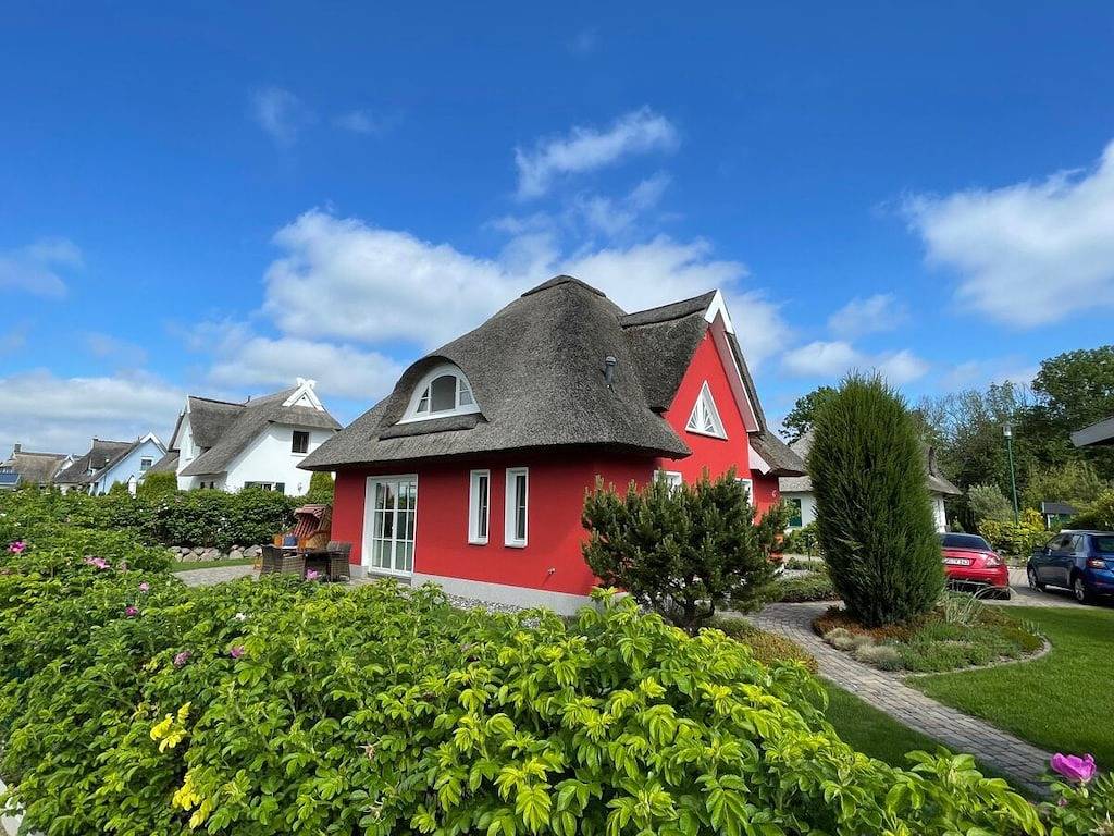 Ganze Wohnung, 5*Ferienhaus Strandläufer in Glowe, Rügen