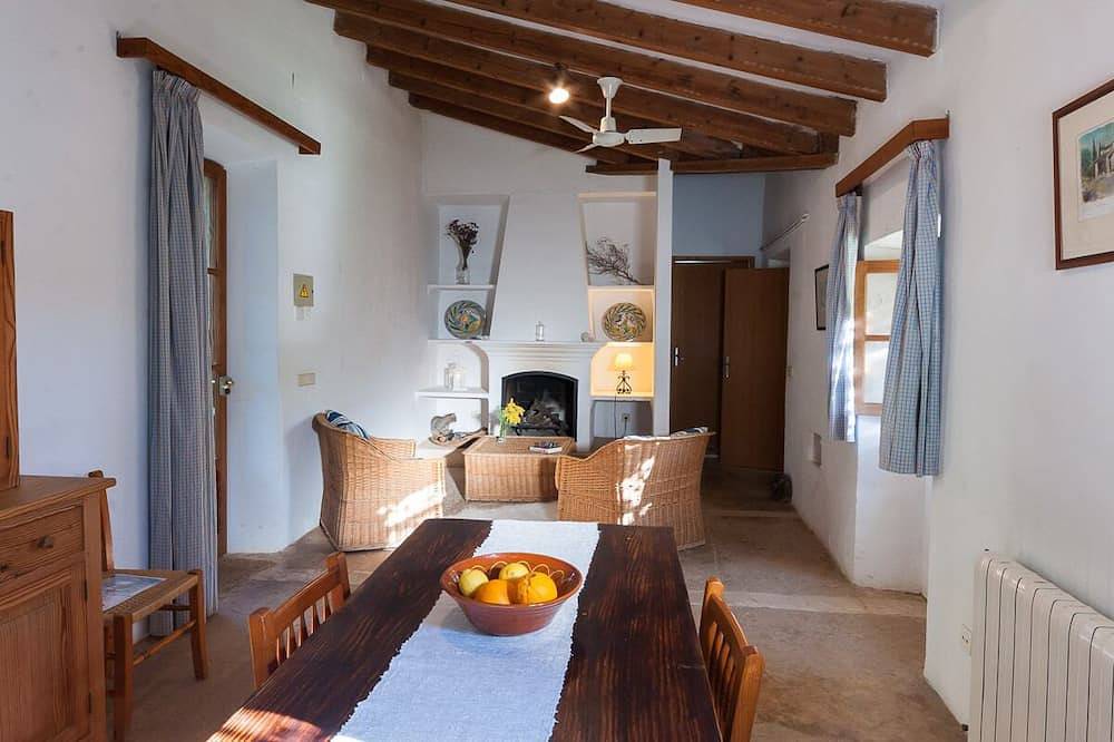 Ganze Wohnung, Authentic apartment in Sineu, Mallorca Inselmitte