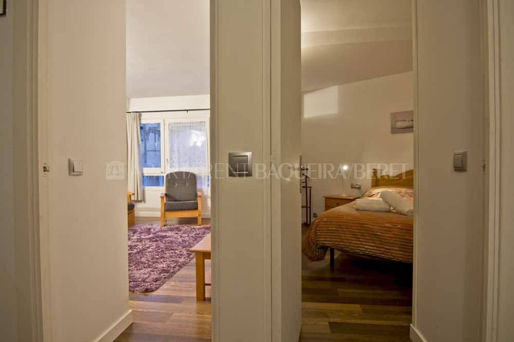 Entire apartment, Urogallo - Edificio Aneto in Baqueira, Naut Aran