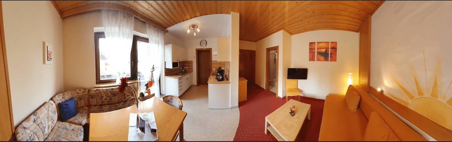 Pension für 2 Personen, mit Ausblick und Balkon sowie Seeblick und Garten, kinderfreundlich am Faaker See - 3