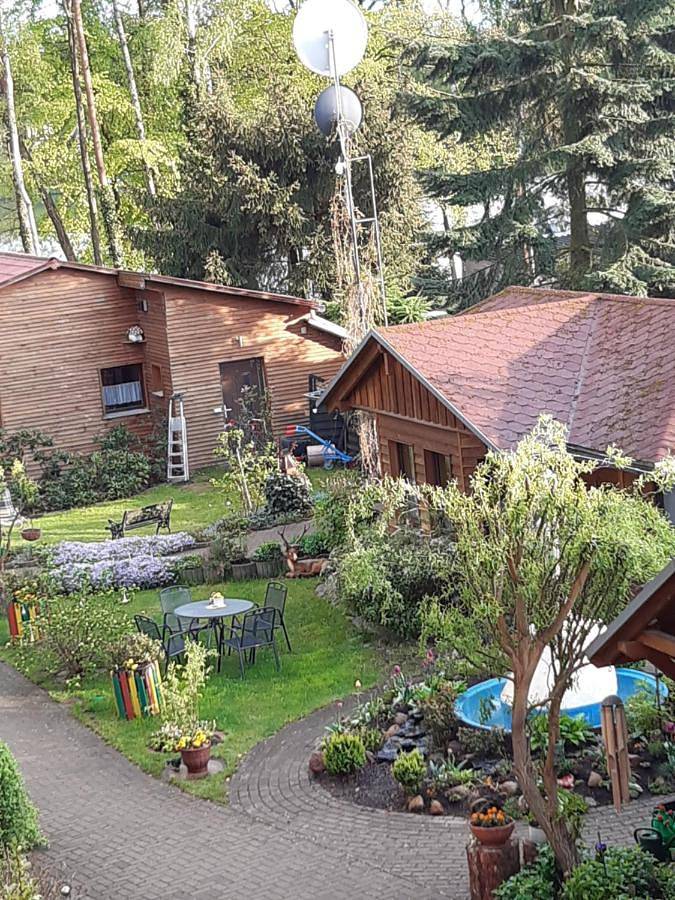 Ferienhaus für 4 Personen, mit Terrasse und Garten sowie Seeblick und Ausblick in Fürstenberg/Havel - 4