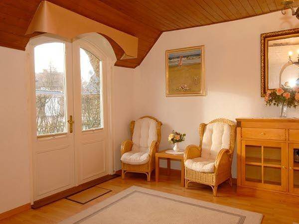 Ganze Ferienwohnung, Grenzhof, Blumenwohnung in Tinnum, Sylt (Gemeinde)