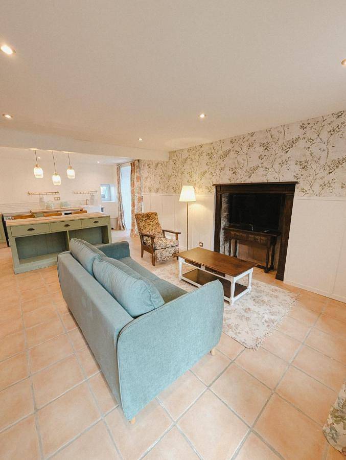 Gîte pour 4 personnes, avec Terrasse ainsi que Jardin et Vue à Mazet-Saint-Voy - 4