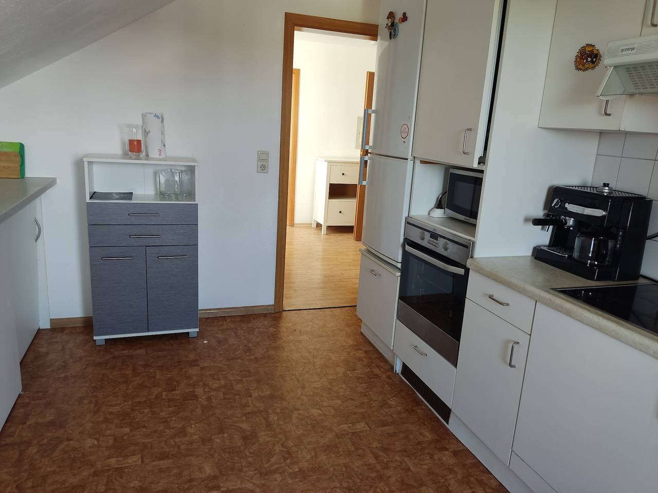 Hundefreundliche 4-Zimmer-Wohnung mit Bergblick und Balkon – Nähe Schweizer Grenze in Rickenbach, Südschwarzwald