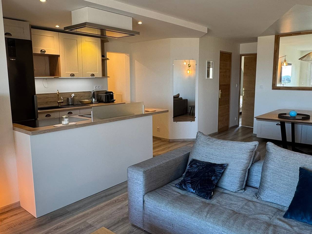Entire apartment, Charming apartment, sea view - 4 guests in Cabourg, Caen region